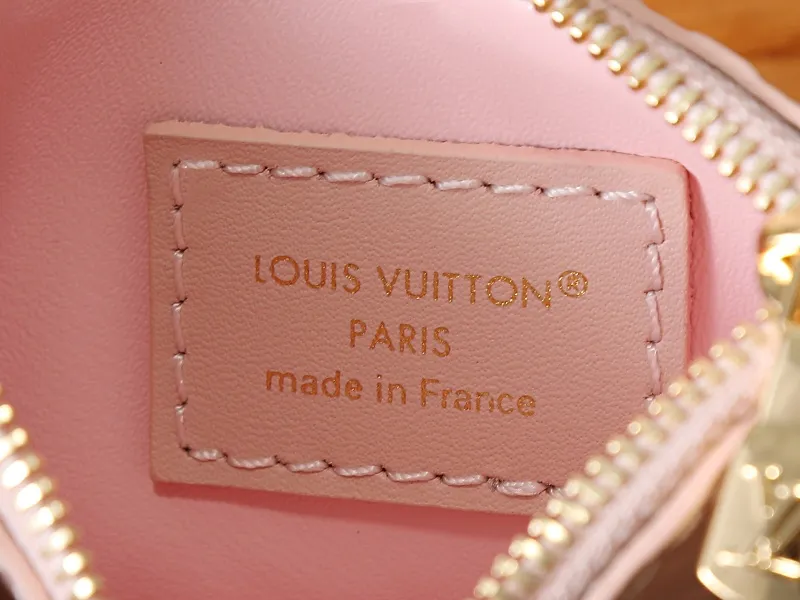 All Categories Official Website "Brand Women's Bags" Women's Bags 💙 LV LV 2026 New Crossbody Shoulder Bag