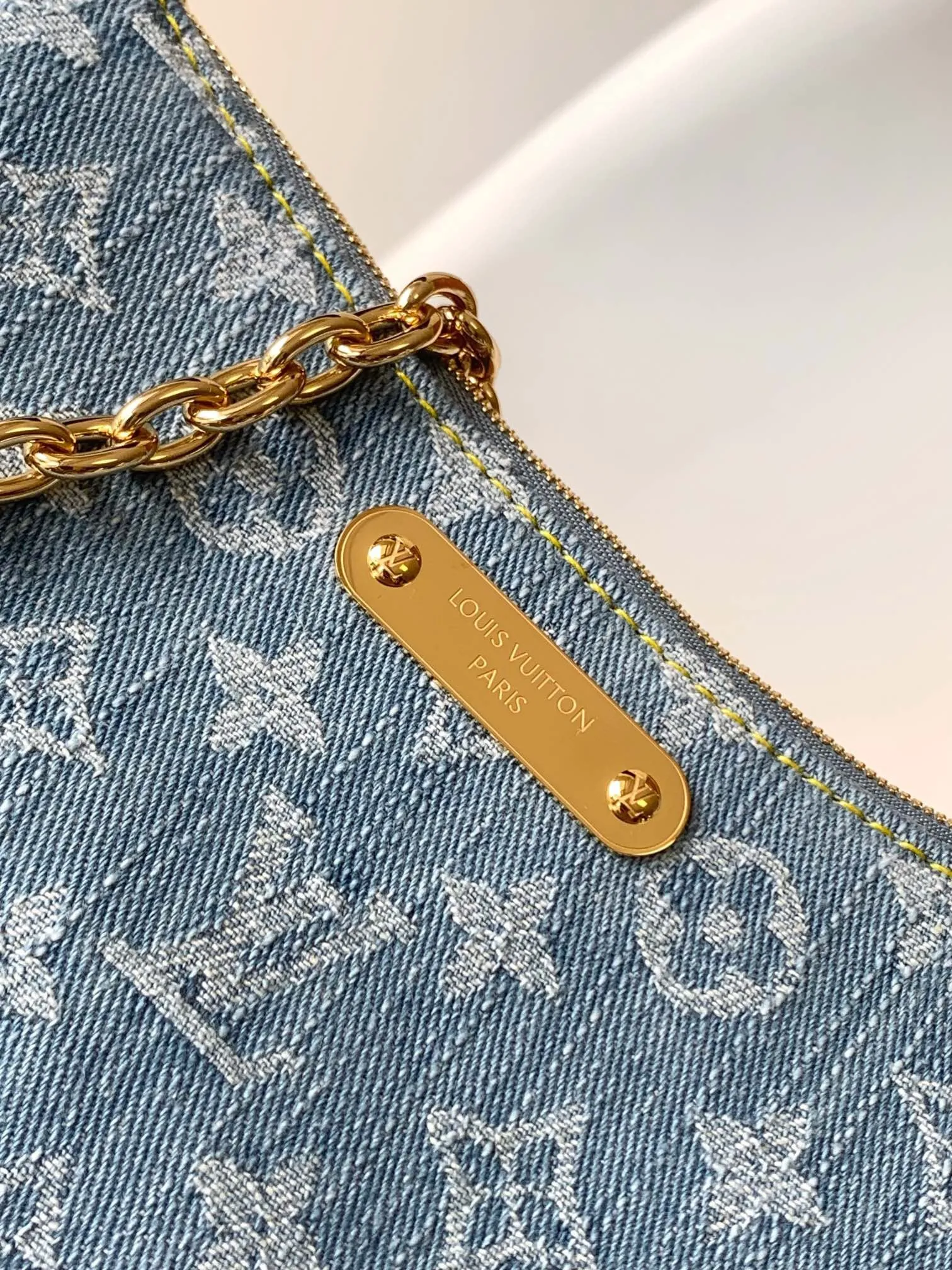 All Categories Official Website "Brand Women's Bags" Women's Bags 💙 LV 2025 New LV Crossbody Bag