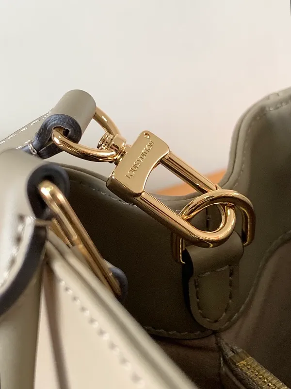 All Categories Official Website "Brand Women's Bags" Women's Bags 💙 LV 2026 New LV Crossbody Bag