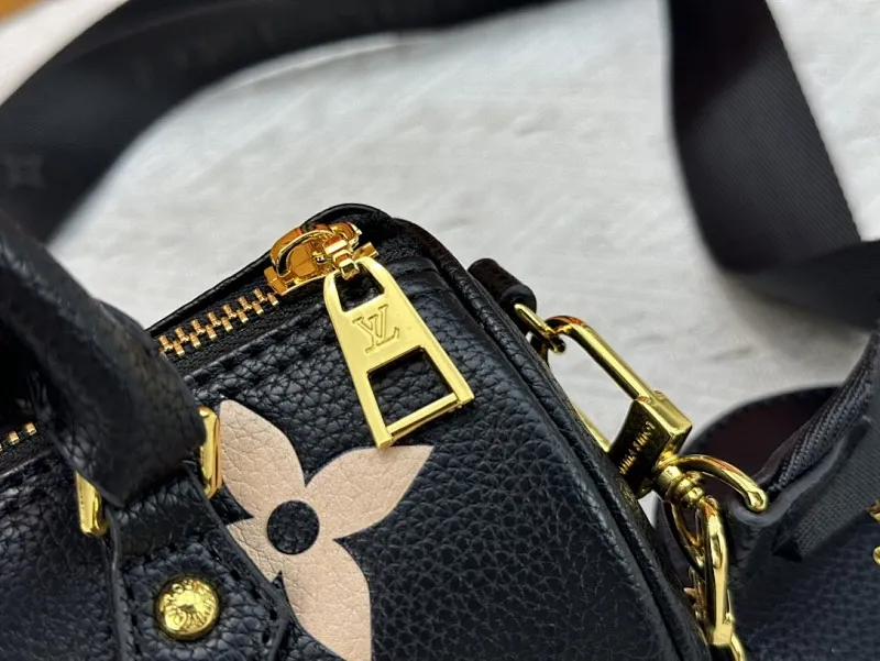 All Categories Official Website "Brand Women's Bags" Women's Bags 💙 LV 2024 New LV Crossbody Bag