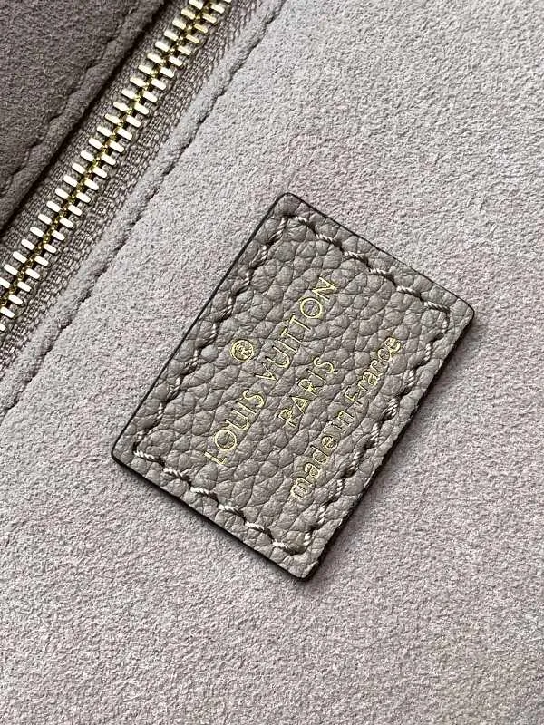 All Categories Official Website "Brand Women's Bags" Women's Bags 💙 LV 2026 New LV Crossbody Bag