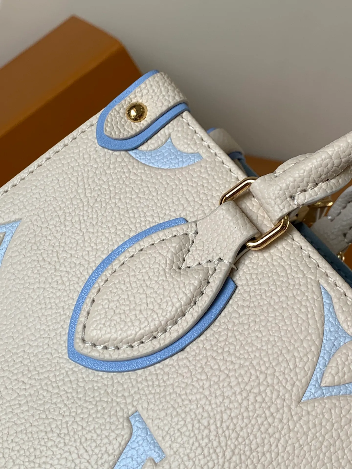 All Categories Official Website "Brand Women's Bags" Women's Bags 💙 LV 2026 New LV Crossbody Bag