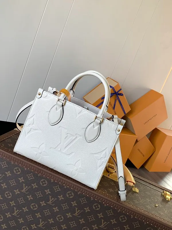 All Categories Official Website "Brand Women's Bags" Women's Bags 💙 LV 2026 New LV Crossbody Bag