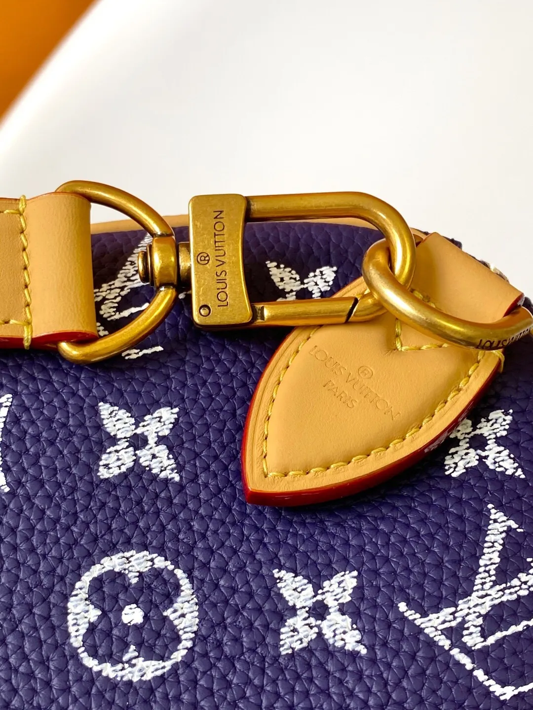 All Categories Official Website "Brand Women's Bags" Women's Bags 💙 LV 2025 New LV Crossbody Bag