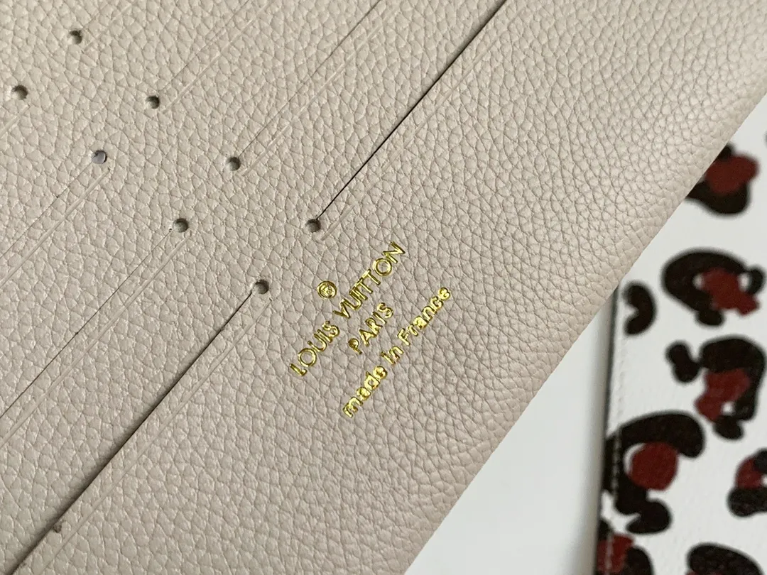 All Categories Official Website "Brand Women's Bags" Women's Bags 💙 LV 2026 New LV Crossbody Bag
