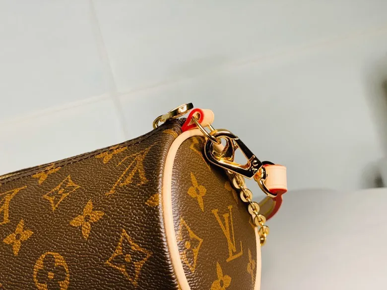 All Categories Official Website "Brand Women's Bags" Women's Bags 💙 LV 2026 New LV Crossbody Bag