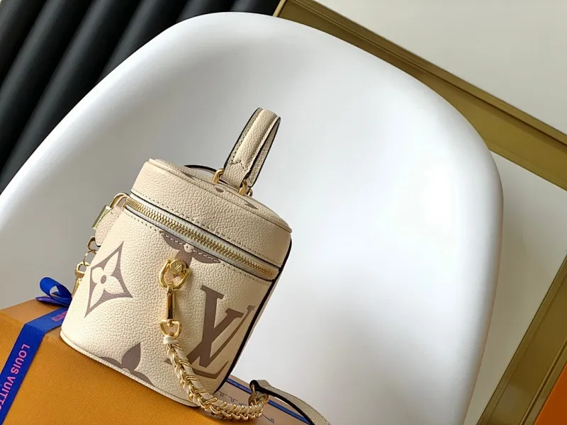 All Categories Official Website "Brand Women's Bags" Women's Bags 💙 LV 2025 New LV Crossbody Bag