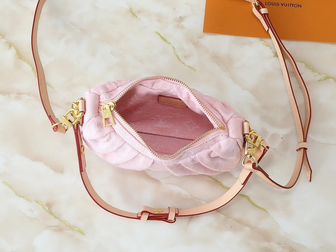 All Categories Official Website "Brand Women's Bags" Women's Bags 💙 LV 2025 New LV Crossbody Bag