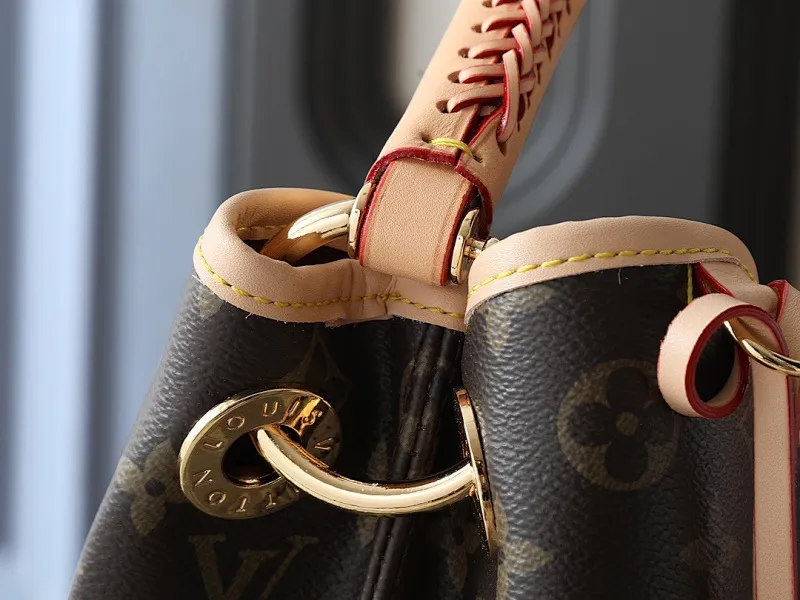 All Categories Official Website "Brand Women's Bags" Women's Bags 💙 LV 2025 New LV Crossbody Bag