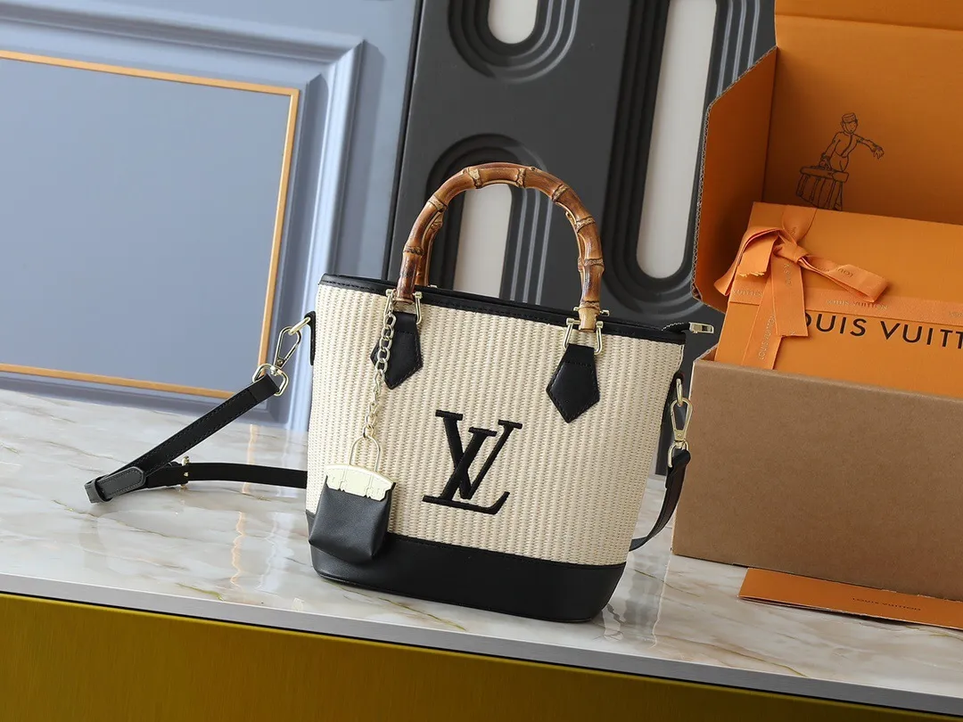 All Categories Official Website "Brand Women's Bags" Women's Bags 💙 LV 2025 New LV Crossbody Bag