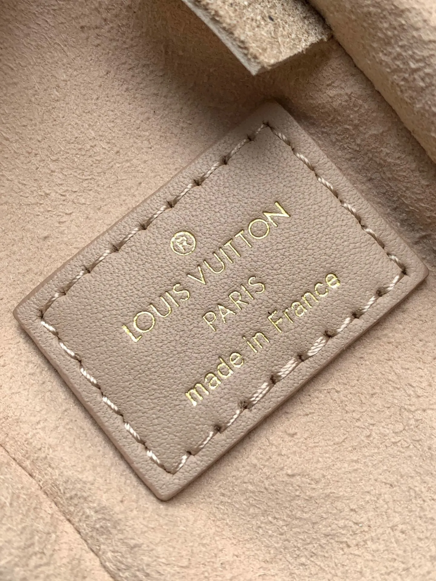 All Categories Official Website "Brand Women's Bags" Women's Bags 💙 LV 2025 New LV Crossbody Bag