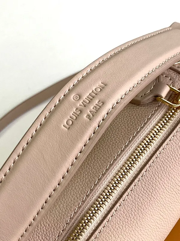 All Categories Official Website "Brand Women's Bags" Women's Bags 💙 LV 2025 New LV Crossbody Bag