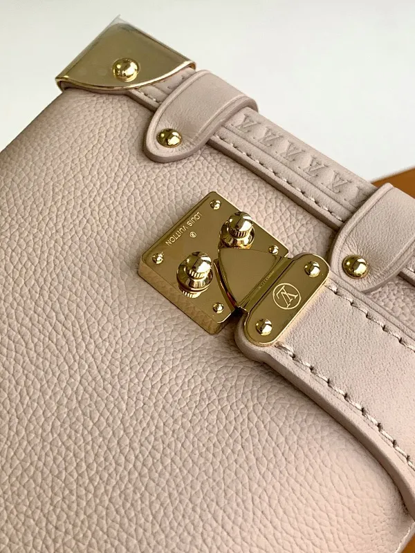 All Categories Official Website "Brand Women's Bags" Women's Bags 💙 LV 2025 New LV Crossbody Bag