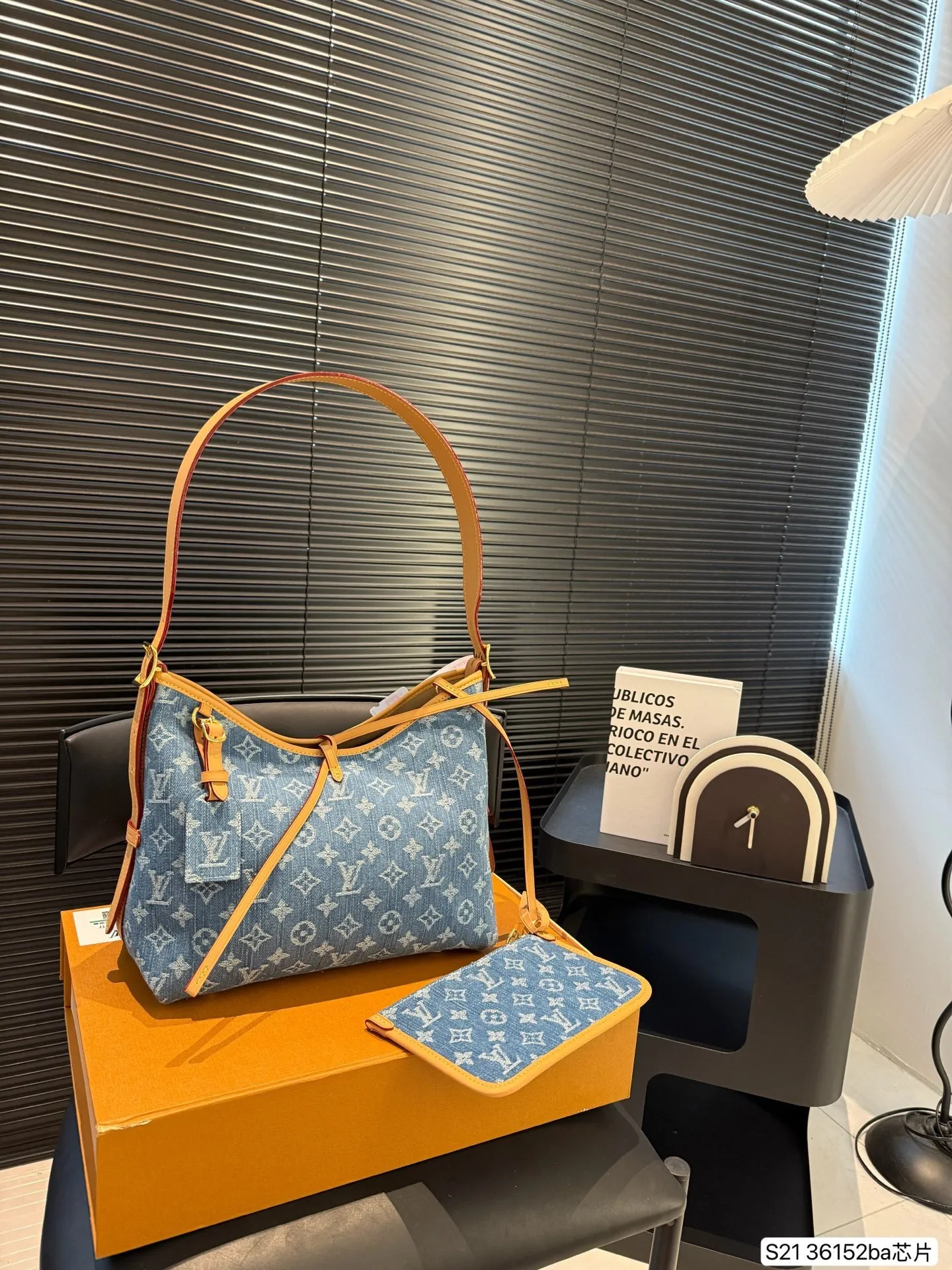 All categories Official website "Brand Women's Bags" Women's Bags 💙 LV 2025 new LV armpit bag
