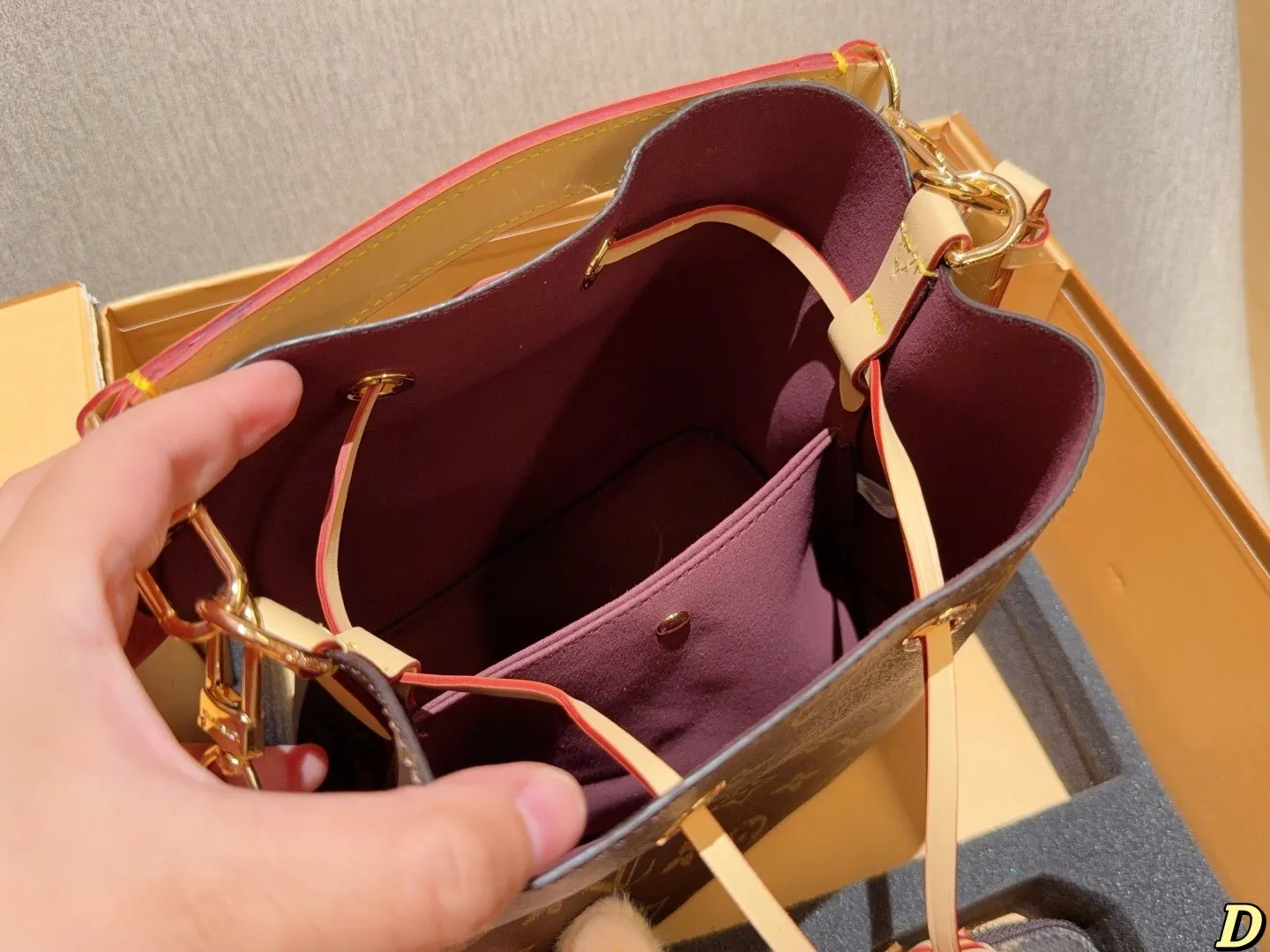 All Categories Official Website "Brand Women's Bags" Women's Bags 💙 LV 2025 New LV Set Neonoe Champagne Bucket Bag
