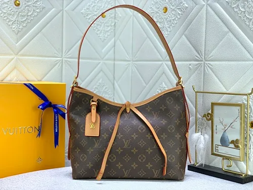 All Categories Official Website "Brand Women's Bags" Women's Bags 💙 LV Upgraded Original Presbyopia CARRYALL Handbags Inspired by the retro details of the archives. What is particularly commendable is the detachable zipper clutch, which can be used alone as a delicate clutch or as an extra pocket. Bright lining tone in Monogram Classic Sail