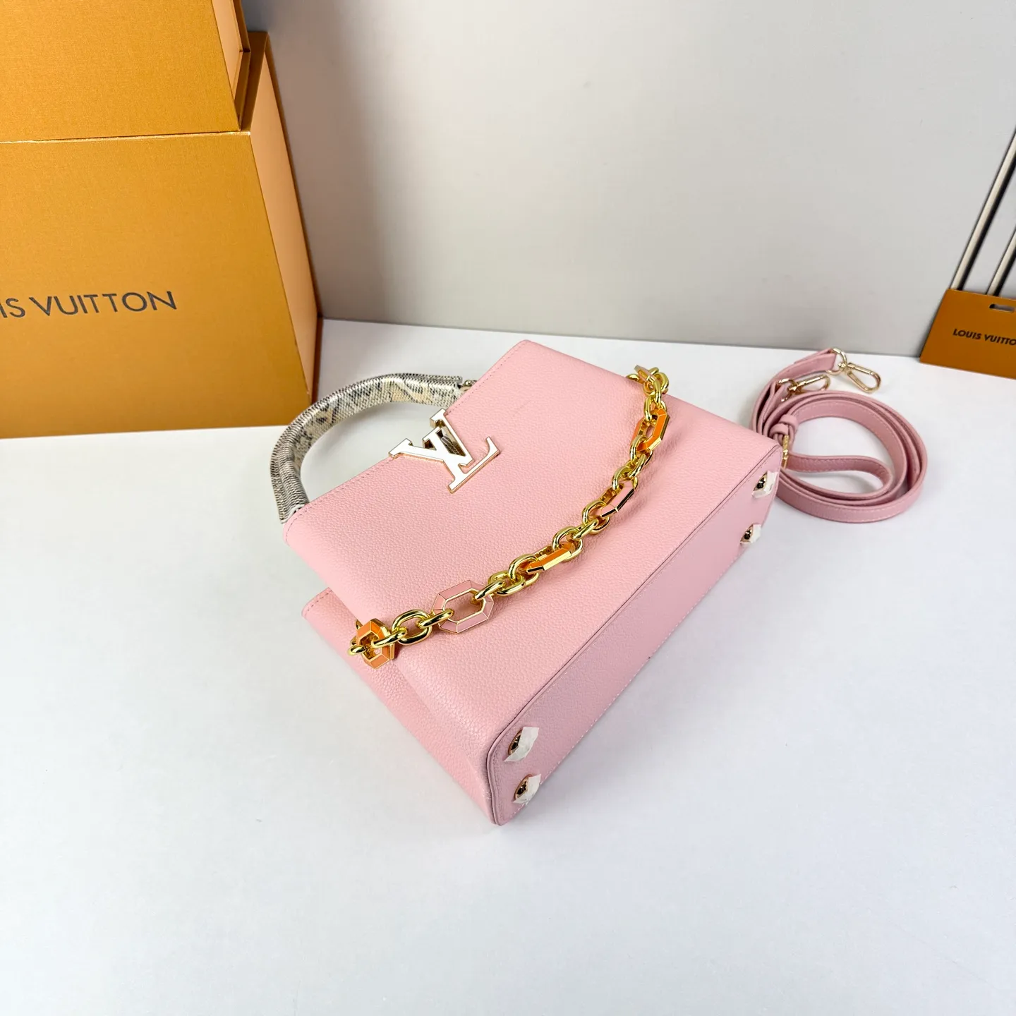 All Categories Official Website "Brand Women's Bags" Women's Bags 💙 LV LV 2026 New Crossbody Shoulder Bag