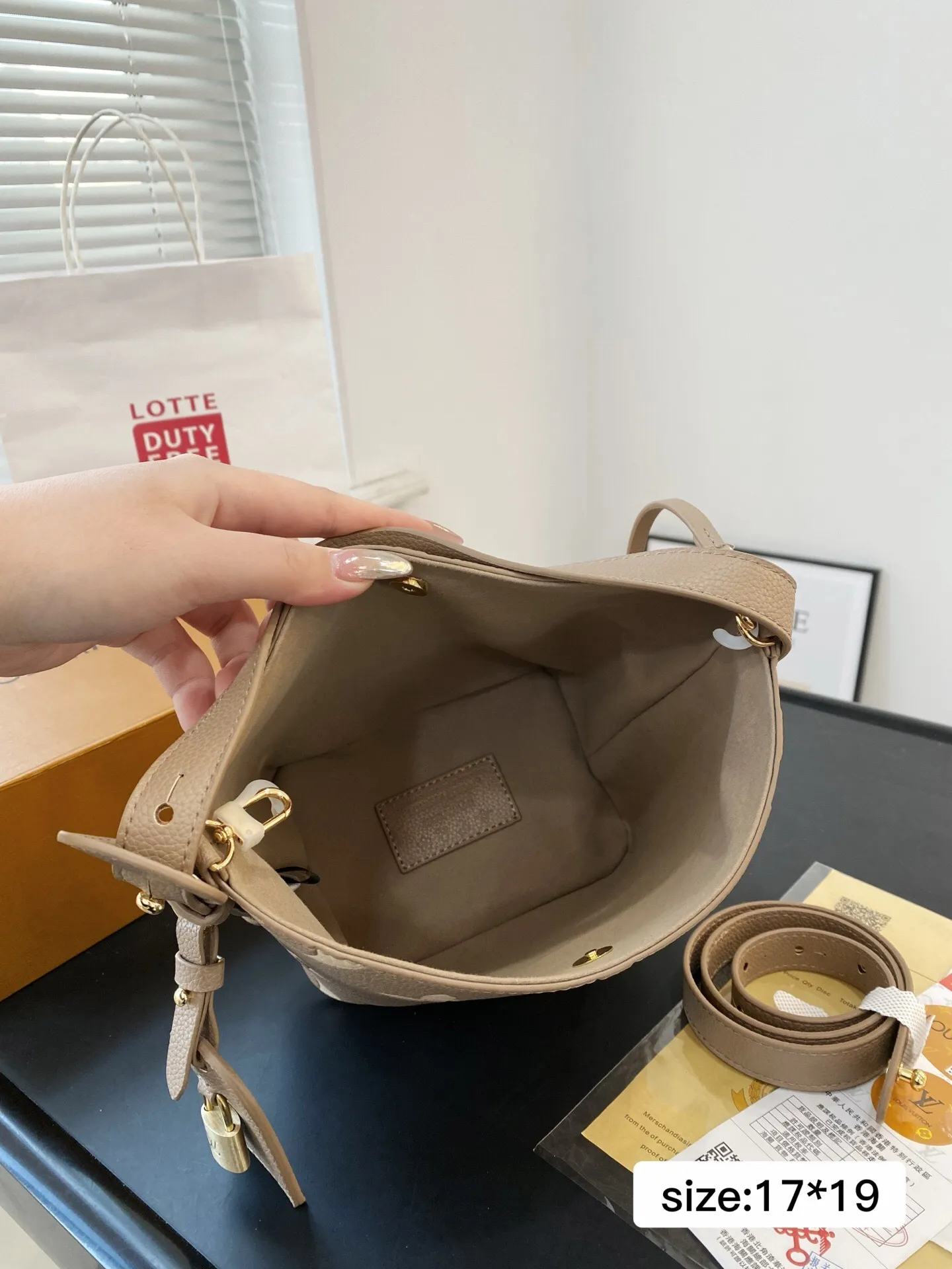 All Categories Official Website "Brand Women's Bags" Women's Bags 💙 LV 2025 New LV Bucket Bag