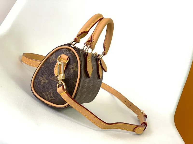 All Categories Official Website "Brand Women's Bags" Women's Bags 💙 LV 2024 New LV Crossbody Bag