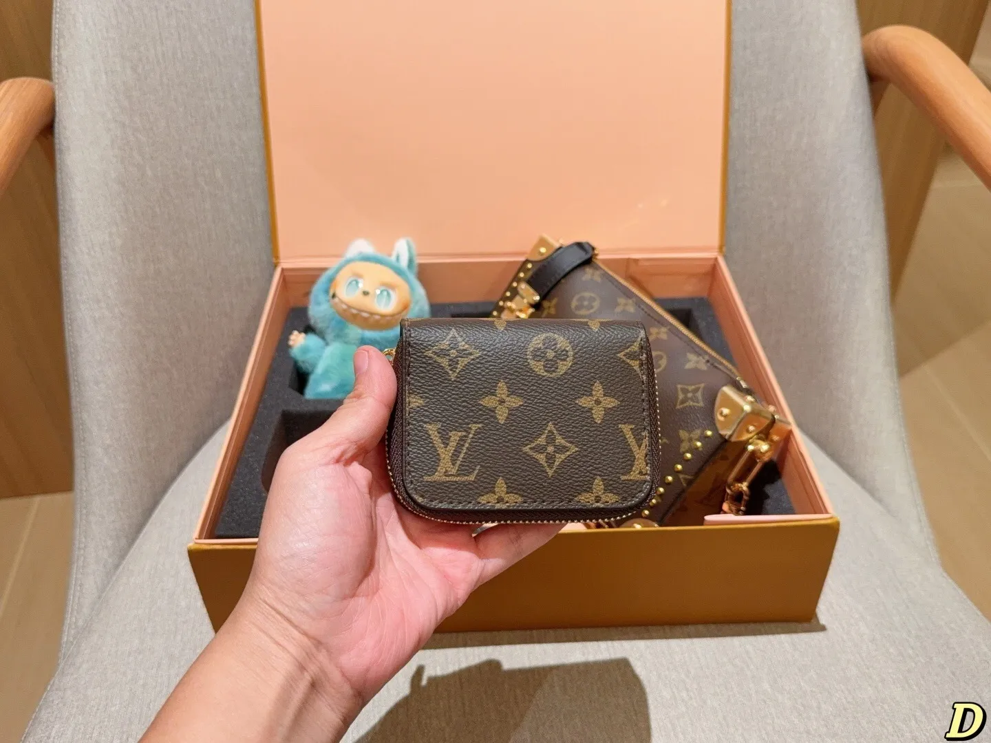 All Categories Official Website "Brand Women's Bags" Women's Bags 💙 LV 2025 New LV Crossbody Bag