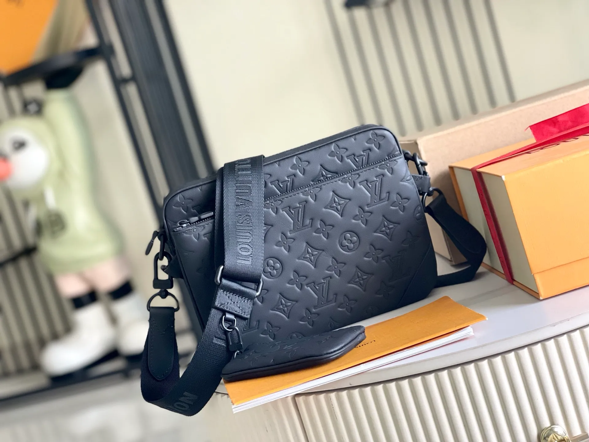 All Categories 💚 Authentic Grade Bags 💚 LV 2026 New LV Top Replica Crossbody Shoulder Bag