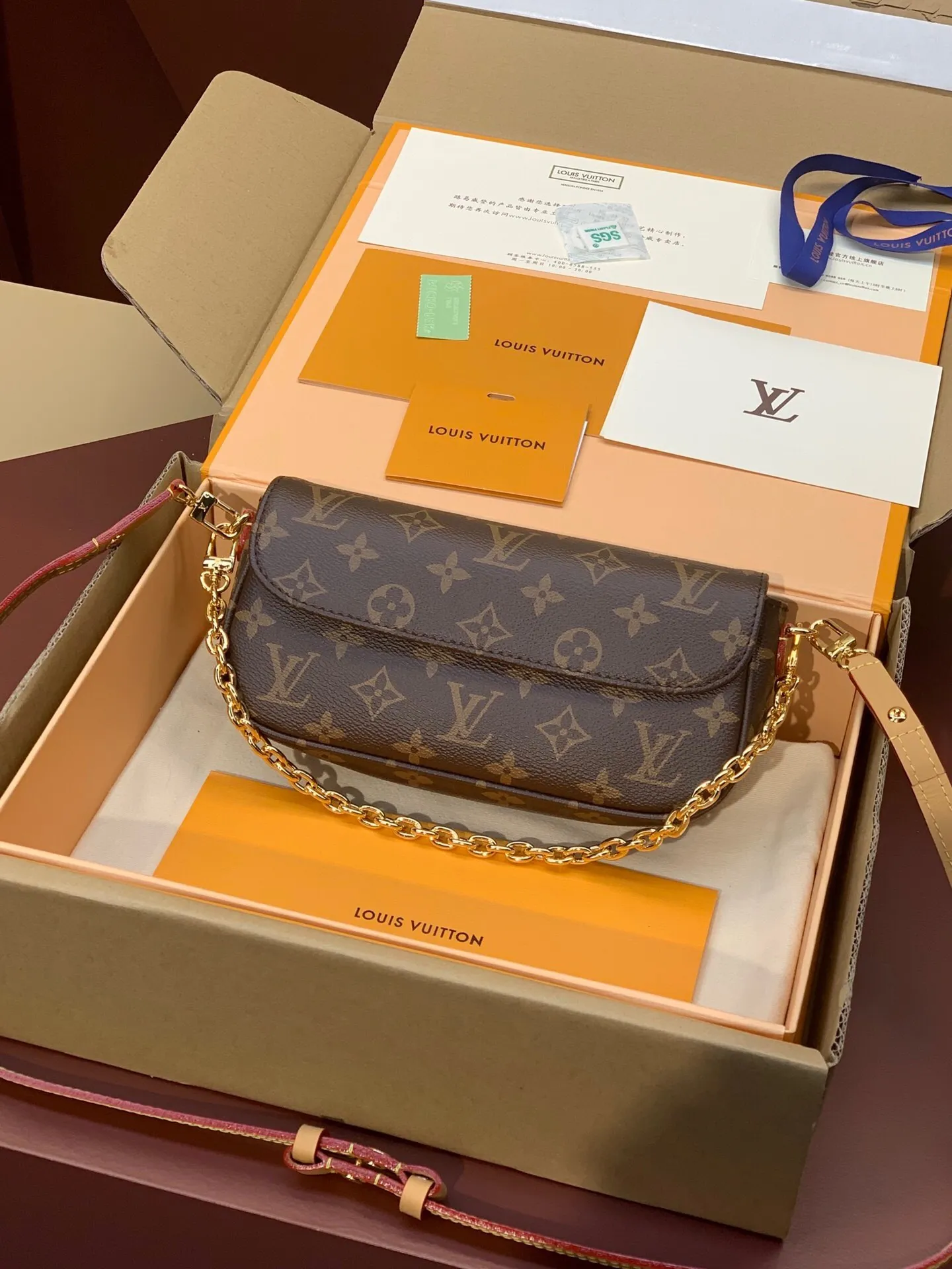 All categories Official website "Brand Women's Bags" Women's Bags 💙 LV 2025 new LV armpit bag