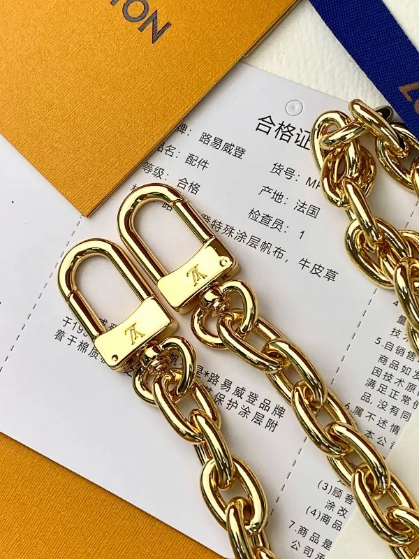 All categories Official website "Brand Women's Bags" Women's Bags 💙 LV 2025 new LV armpit bag