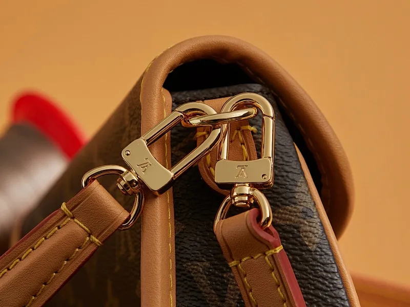 All Categories Official Website "Brand Women's Bags" Women's Bags 💙 LV 2024 New LV Crossbody Bag