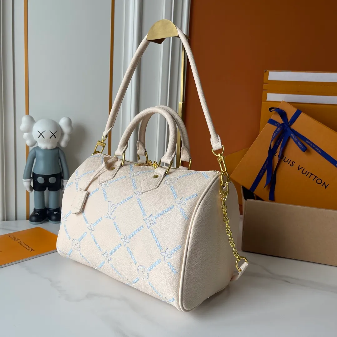 All Categories Official Website "Brand Women's Bags" Women's Bags 💙 LV LV 2026 New Crossbody Shoulder Bag
