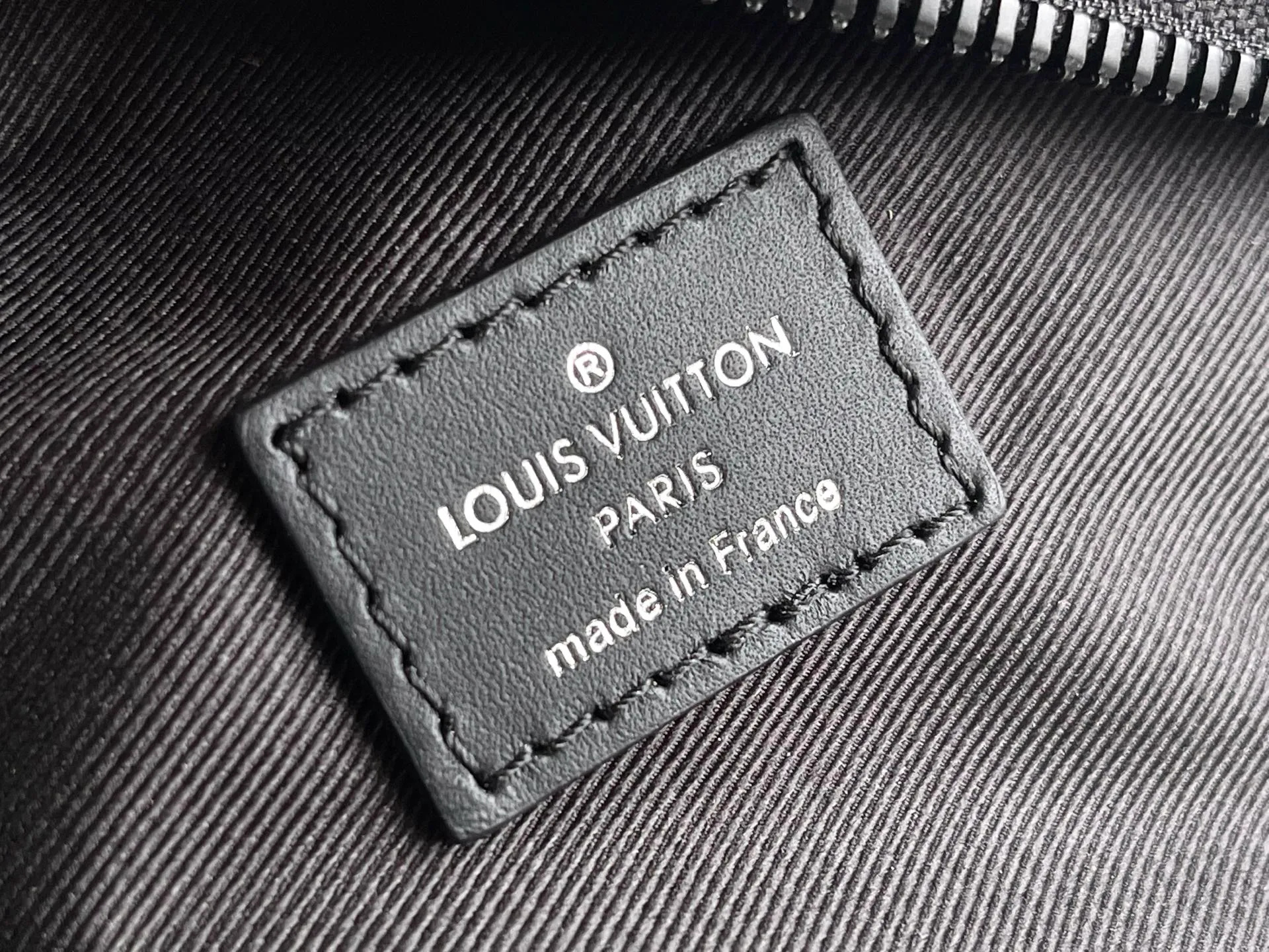 All categories 💚 Authentic bags 💚 LV 2026 new LV top replica clutch bag