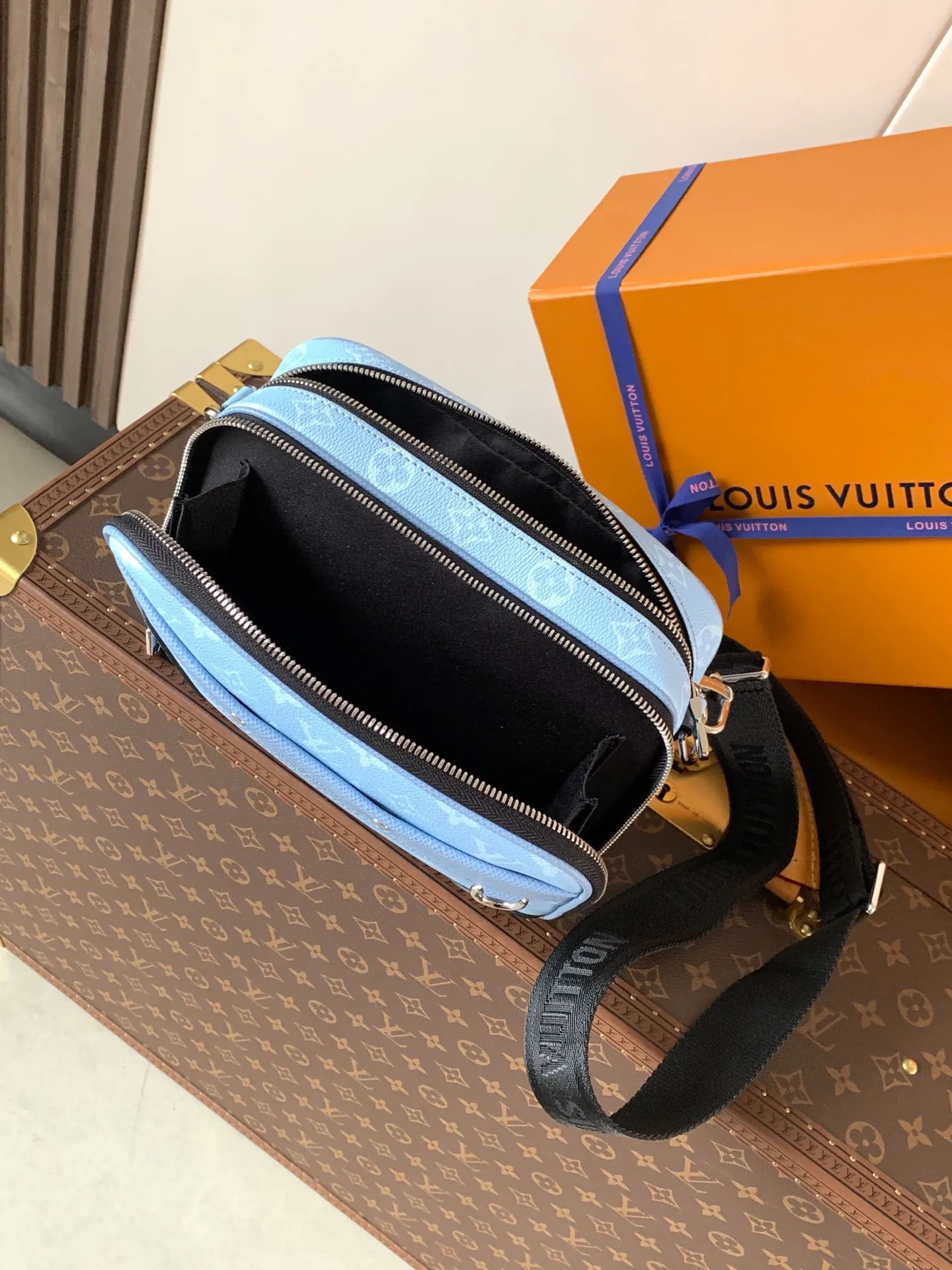 All Categories Official Website "Brand Women's Bags" Women's Bags 💙 LV 2026 New LV Crossbody Bag