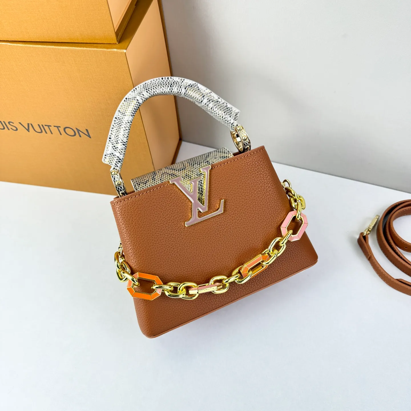 All Categories Official Website "Brand Women's Bags" Women's Bags 💙 LV LV 2026 New Crossbody Shoulder Bag