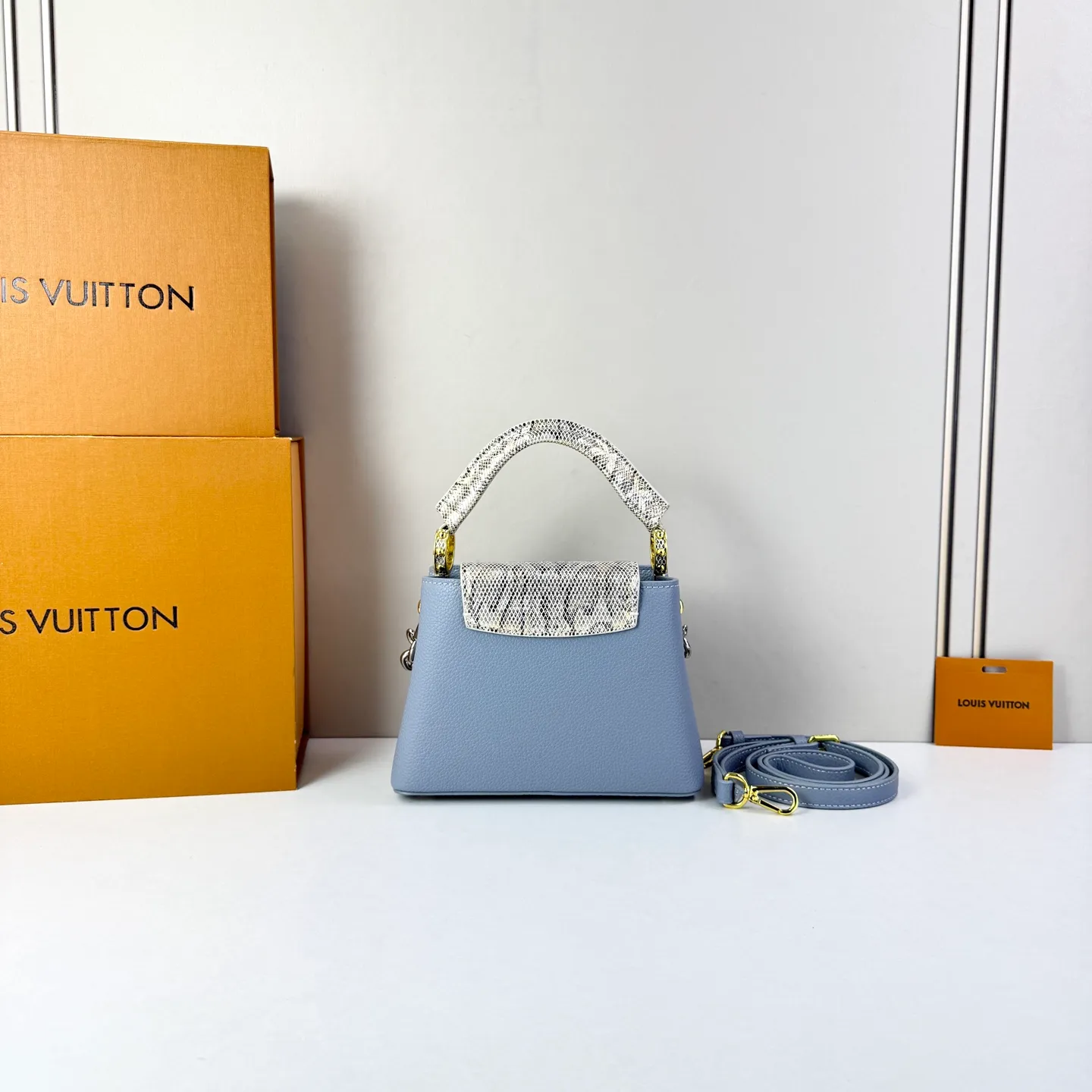 All Categories Official Website "Brand Women's Bags" Women's Bags 💙 LV LV 2026 New Crossbody Shoulder Bag