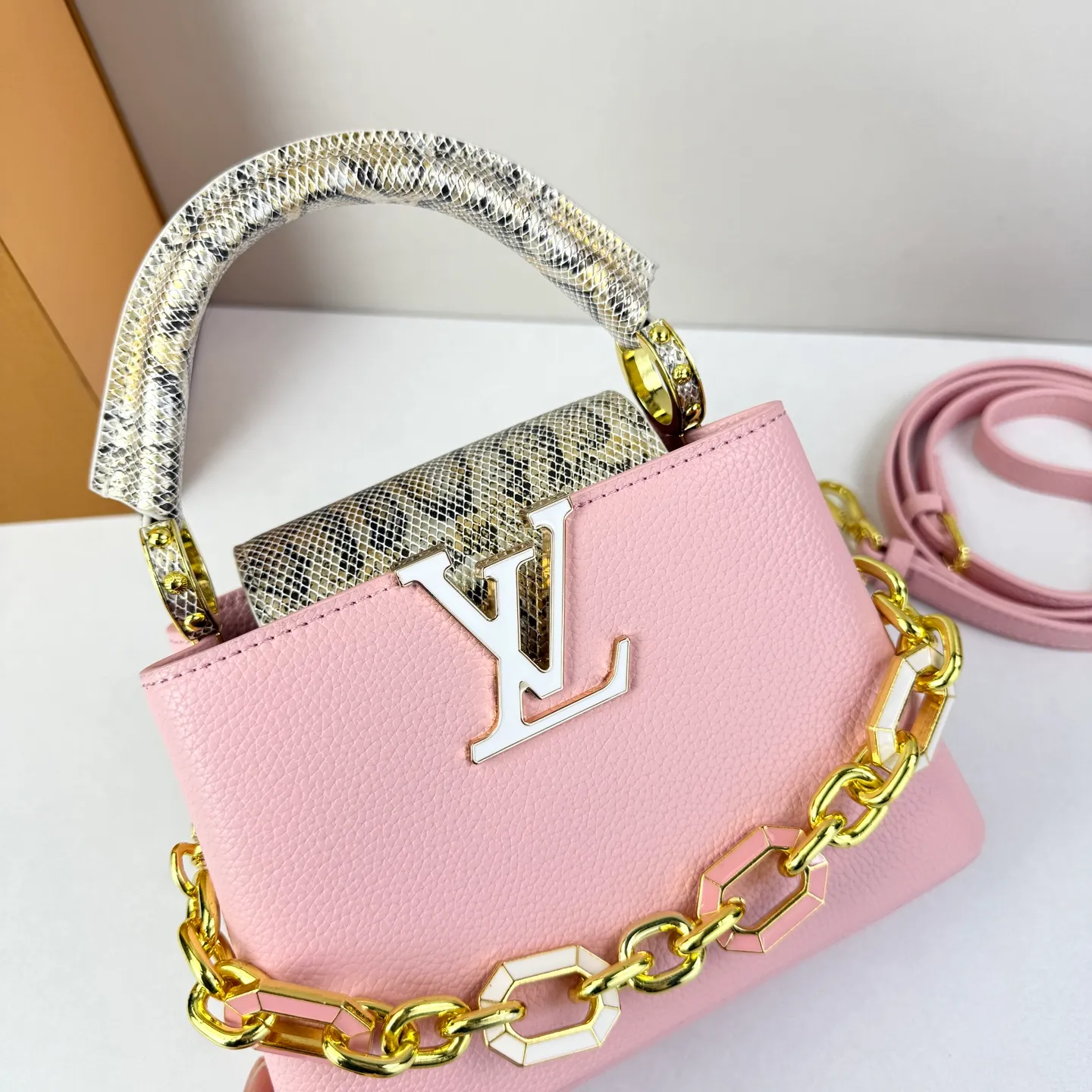 All Categories Official Website "Brand Women's Bags" Women's Bags 💙 LV LV 2026 New Crossbody Shoulder Bag