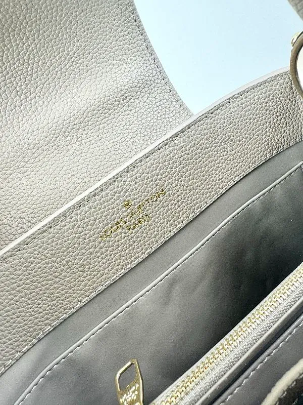 All Categories Official Website "Brand Women's Bags" Women's Bags 💙 LV LV 2026 New Crossbody Shoulder Bag