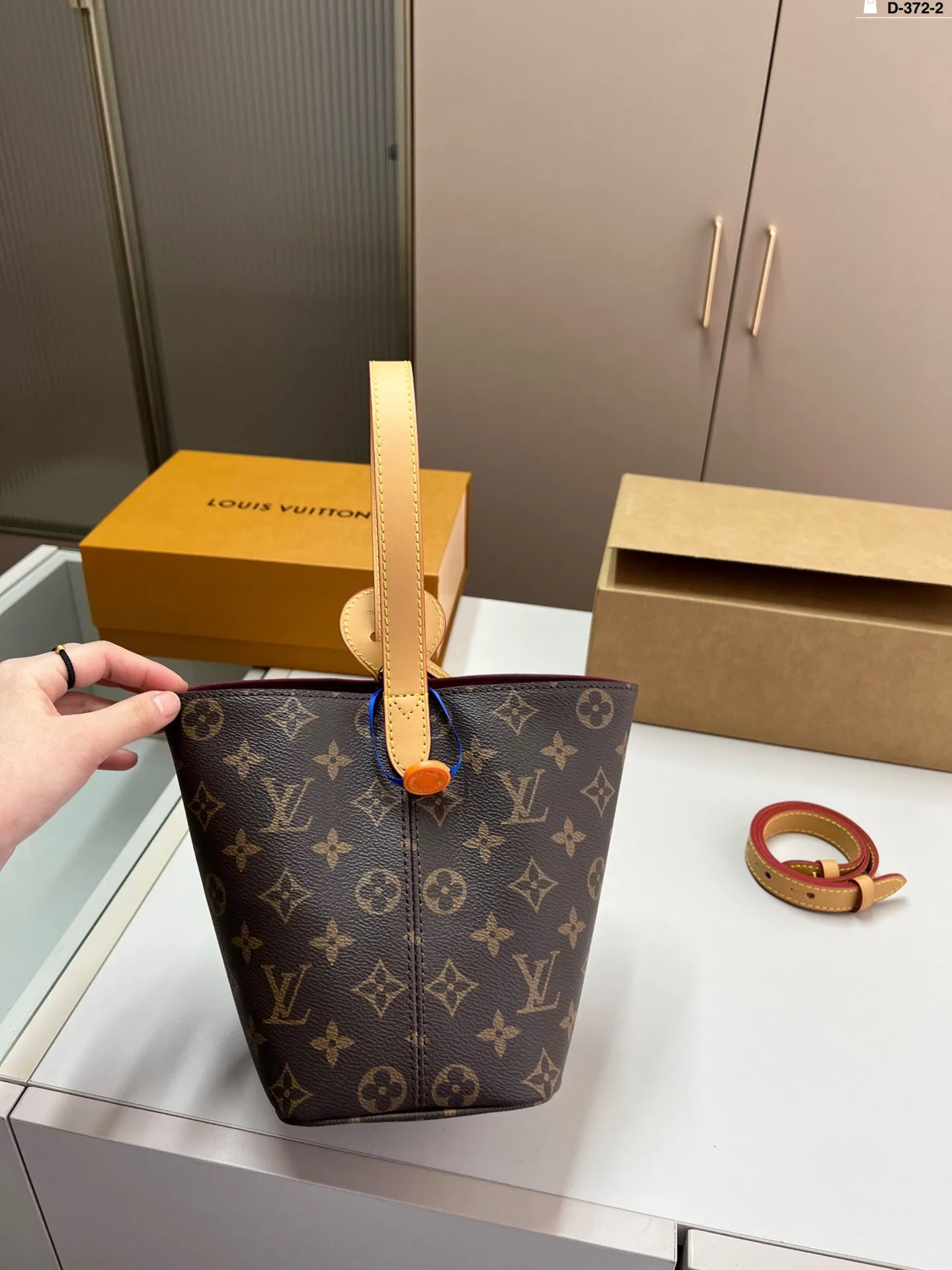 All Categories Official Website "Brand Women's Bags" Women's Bags 💙 LV 2025 New LV Bucket Bag