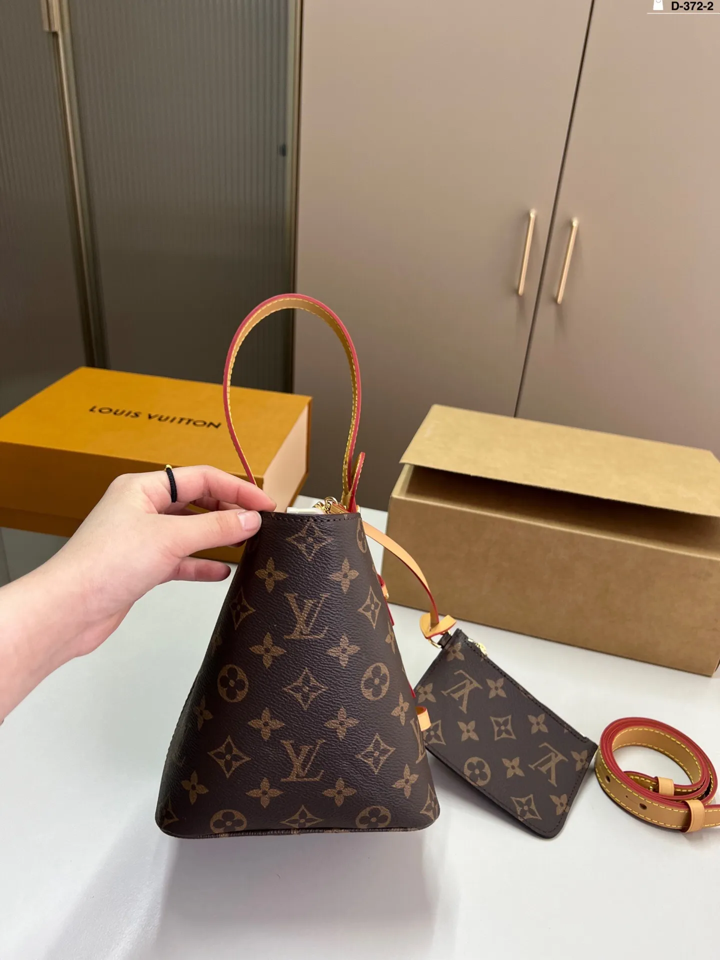 All Categories Official Website "Brand Women's Bags" Women's Bags 💙 LV 2025 New LV Bucket Bag