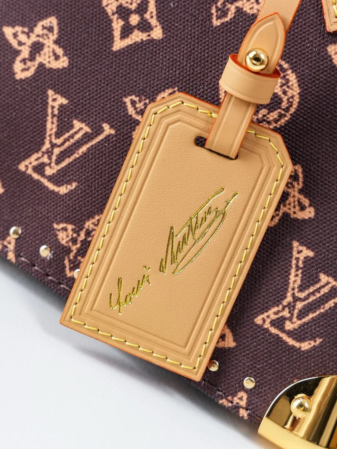 All Categories Official Website "Brand Women's Bags" Women's Bags 💙 LV 2026 Official Website New LV Crossbody Bag