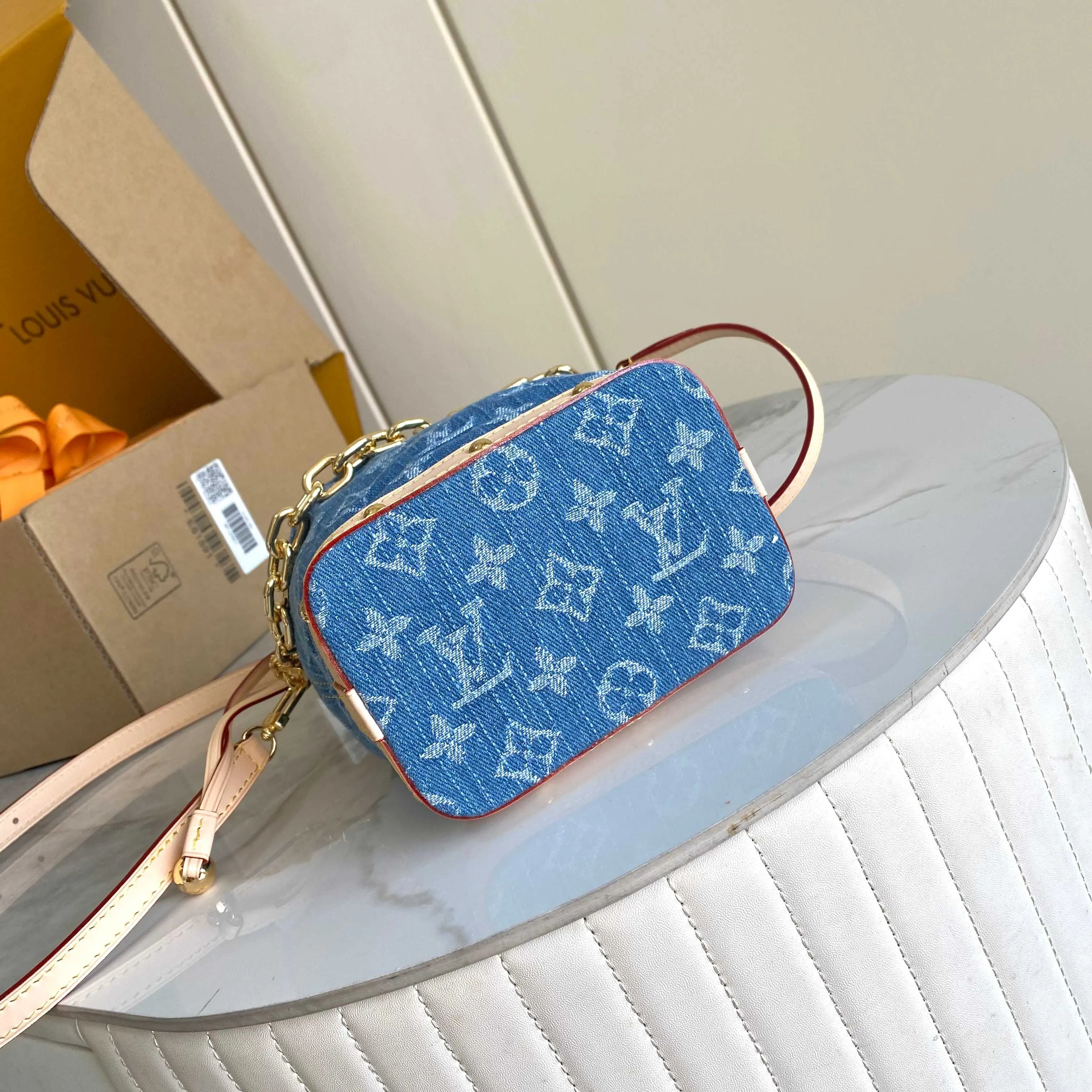 All Categories Official Website "Brand Women's Bags" Women's Bags 💙 LV LV 2026 New Crossbody Shoulder Bag