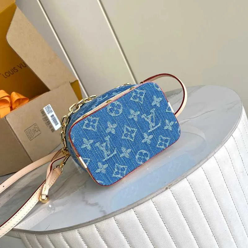 All Categories Official Website "Brand Women's Bags" Women's Bags 💙 LV LV 2026 New Crossbody Shoulder Bag