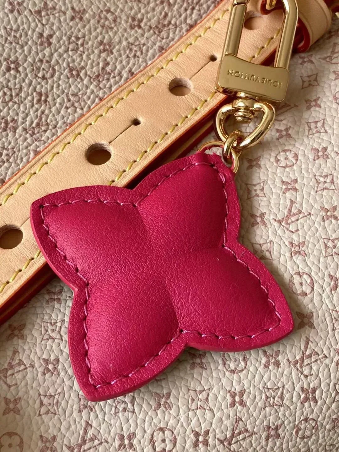 All Categories Official Website "Brand Women's Bags" Women's Bags 💙 LV 2025 New LV Crossbody Bag