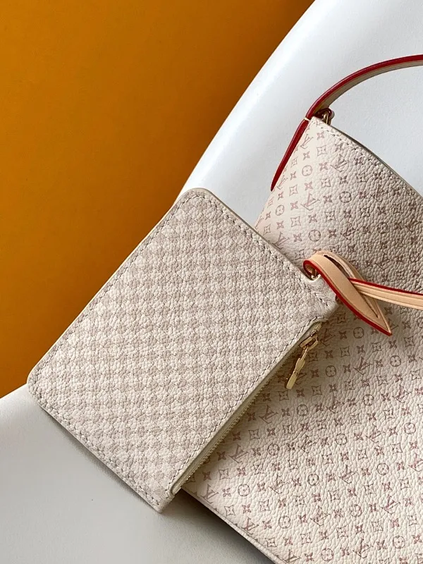 All Categories Official Website "Brand Women's Bags" Women's Bags 💙 LV 2025 New LV Crossbody Bag