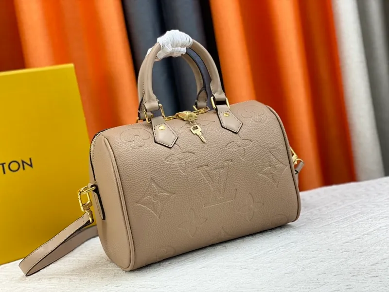 All Categories Official Website "Brand Women's Bags" Women's Bags 💙 LV 2023 New LV Pillow Bag
