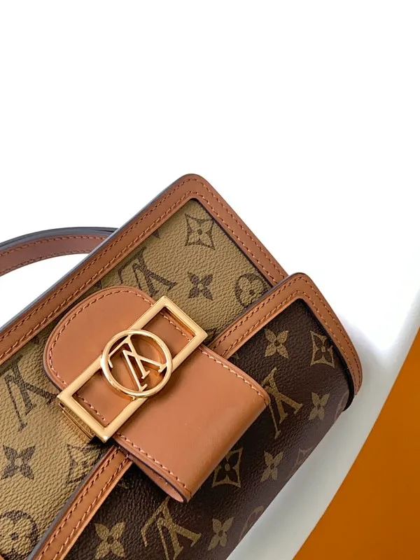 All categories Official website "Brand Women's Bags" Women's Bags 💙 LV replica LV, fine imitation LV bags, LV shoulder bags, 2023 official latest version LV calfskin crossbody bag, bag factory, original material, size: 20-15-9CM