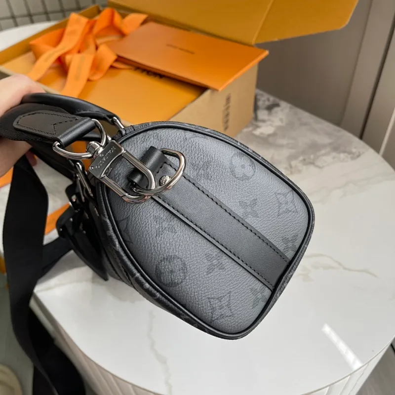 All Categories Official Website "Brand Women's Bags" Women's Bags 💙 LV 2026 New LV Crossbody Bag