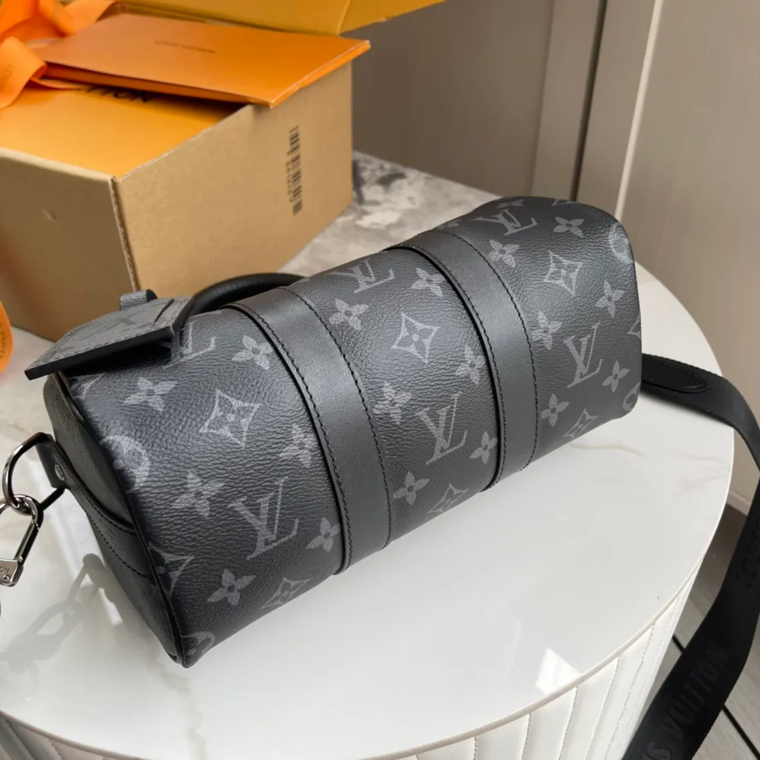 All Categories Official Website "Brand Women's Bags" Women's Bags 💙 LV 2026 New LV Crossbody Bag