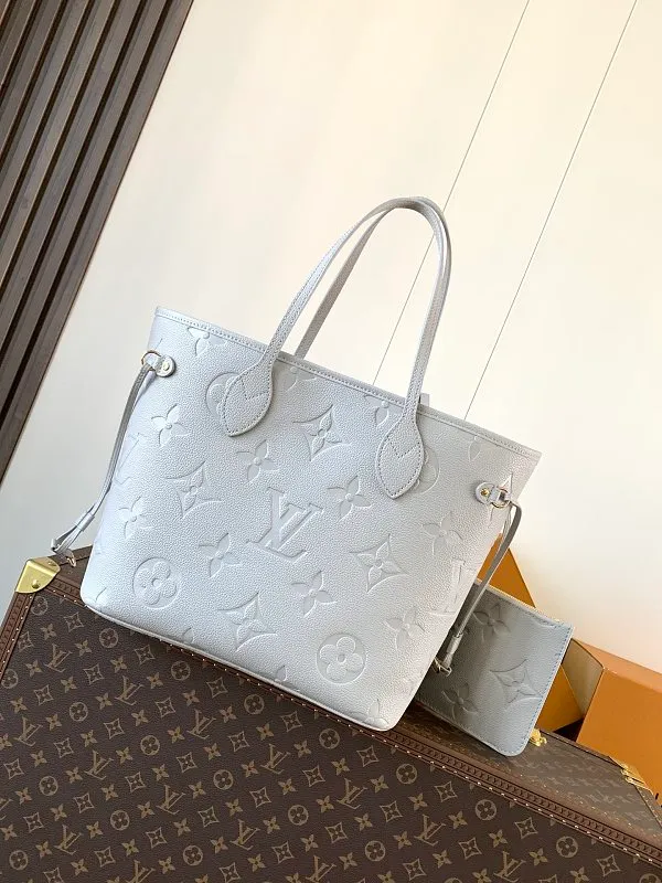 All categories Official website "Brand Women's Bags" Women's Bags 💙 LV 2026 new LV hand-held crossbody bag