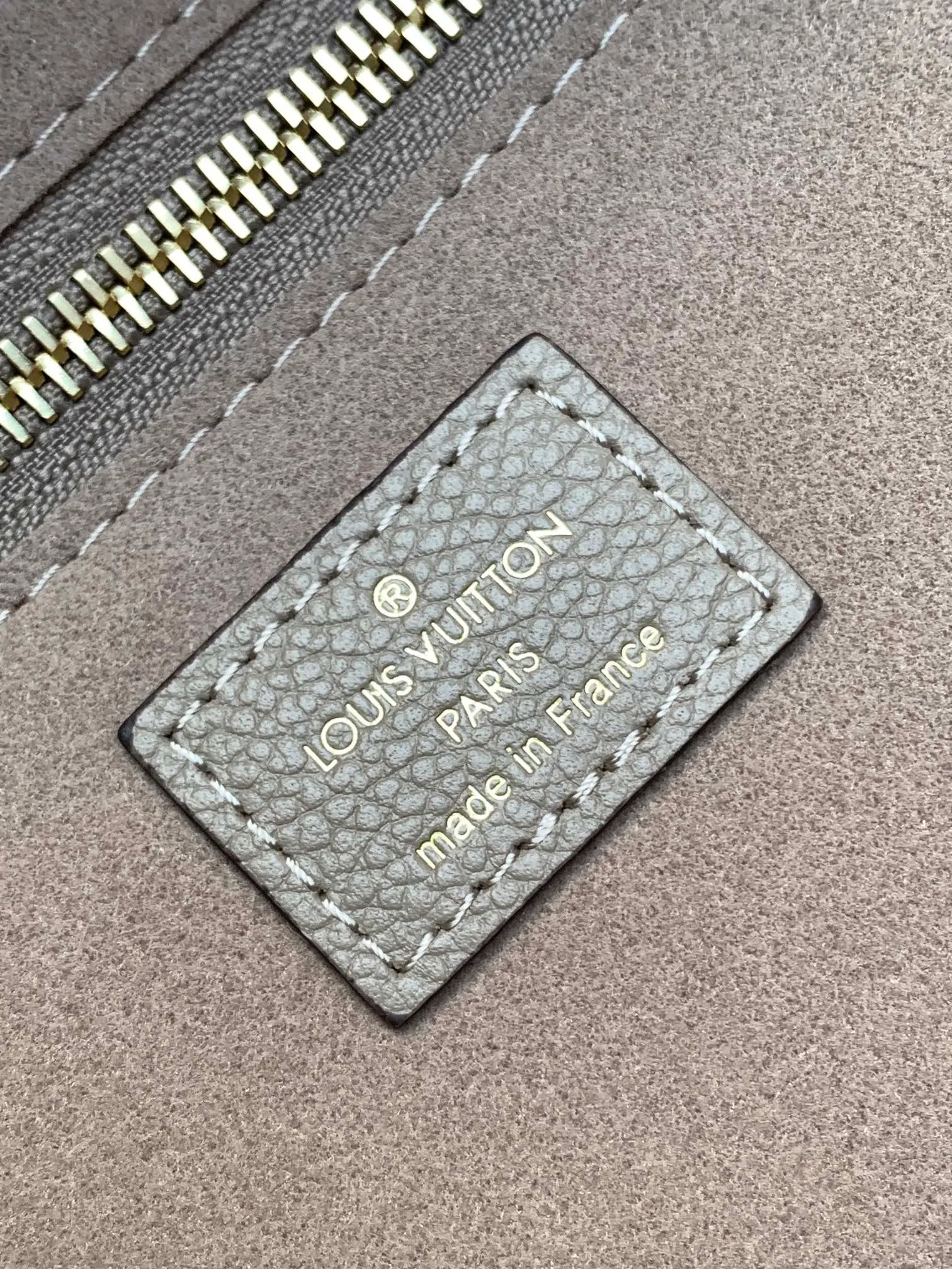All categories Official website "Brand Women's Bags" Women's Bags 💙 LV 2026 new LV hand-held crossbody bag