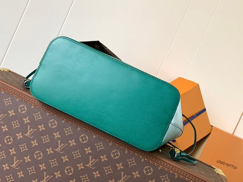 All categories Official website "Brand Women's Bags" Women's Bags 💙 LV 2026 new LV hand-held crossbody bag