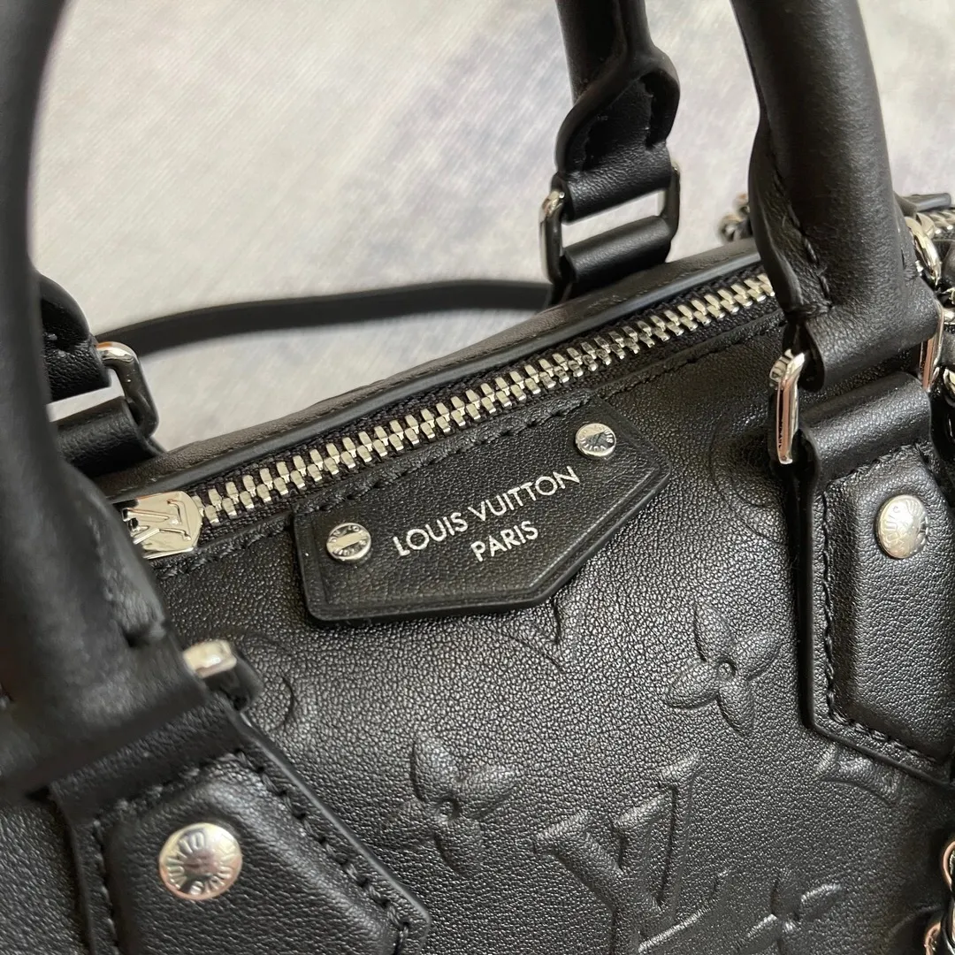 All Categories Official Website "Brand Women's Bags" Women's Bags 💙 LV 2025 New LV Crossbody Bag